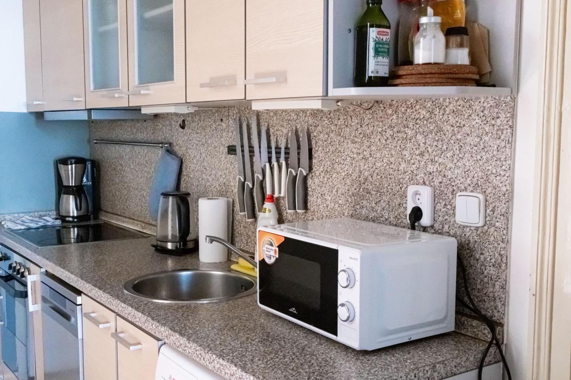 Apartments In Mala Strana - 10 Minutes From Charles Bridge Prague